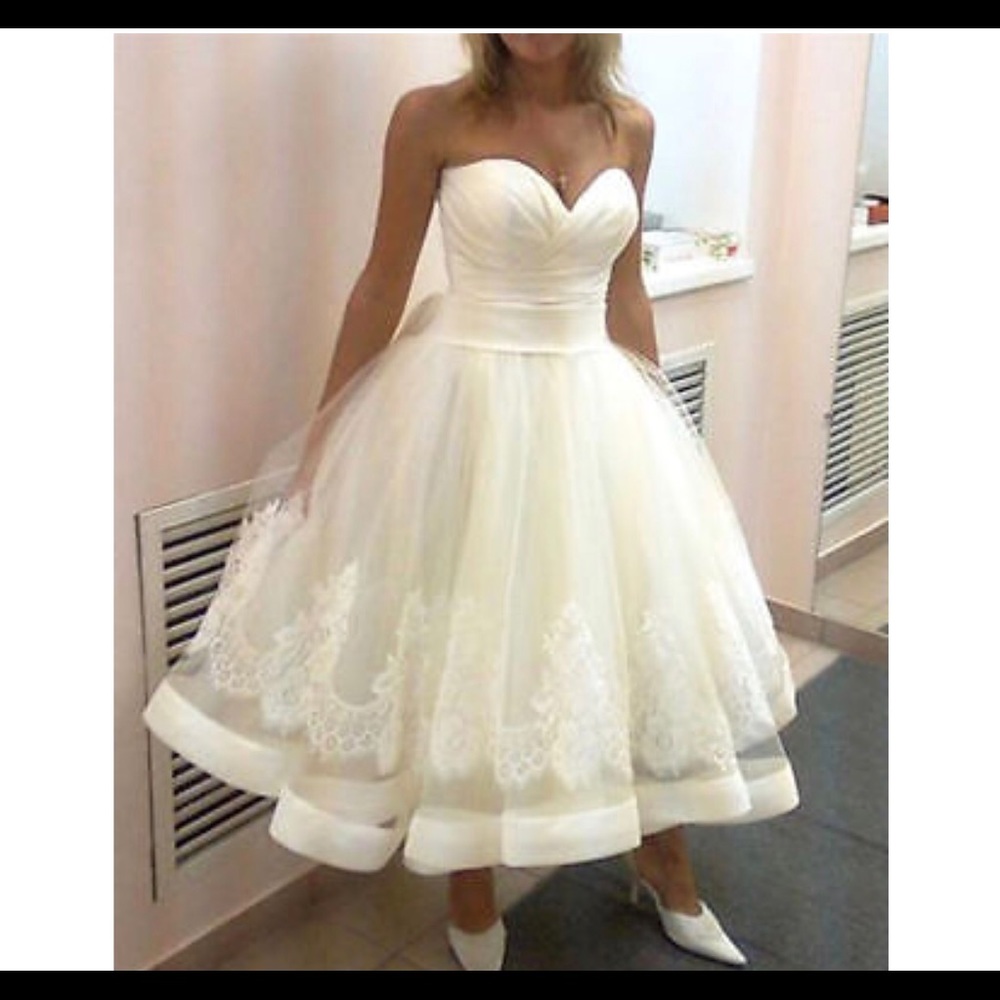 Romantic Strapless Tea Length Wedding Dress